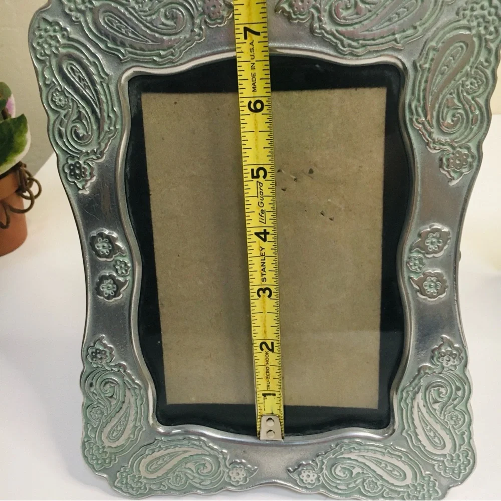 Vintage 1960’s Silver Green Paisley Picture Frames Set of 2 4x6